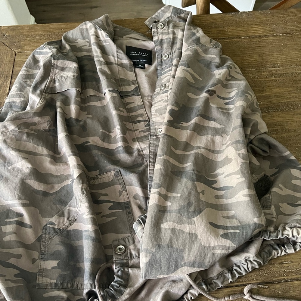 Super cute lightweight jacket